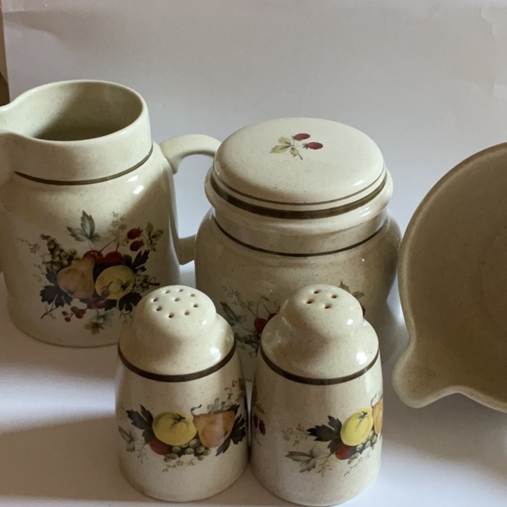 Royal Doulton Lambethware Cornwall Completer set
